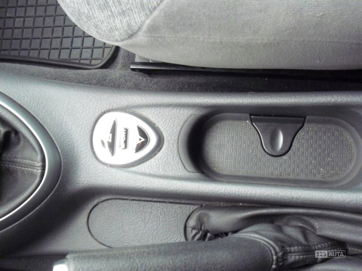 Citroën C5, 2004 - pohled č. 10