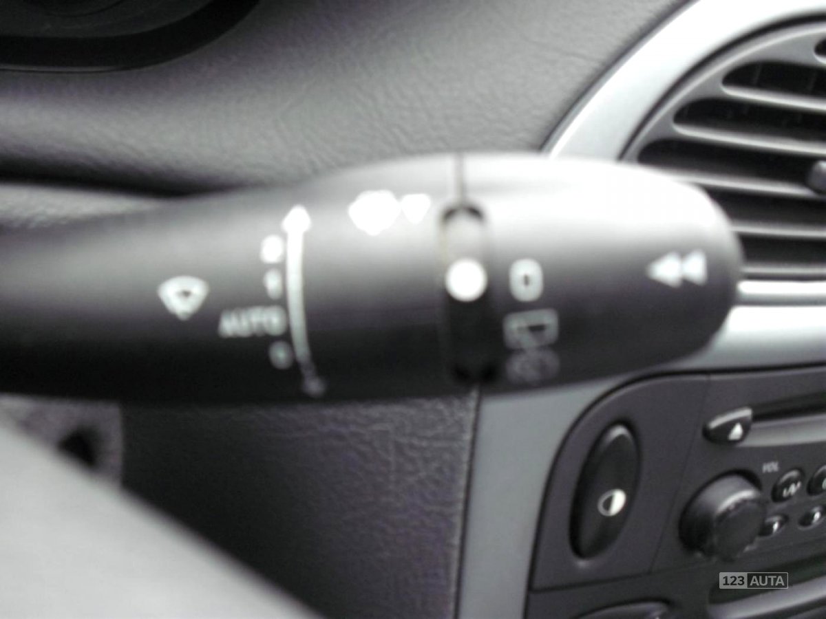 Citroën C5, 2004 - pohled č. 15