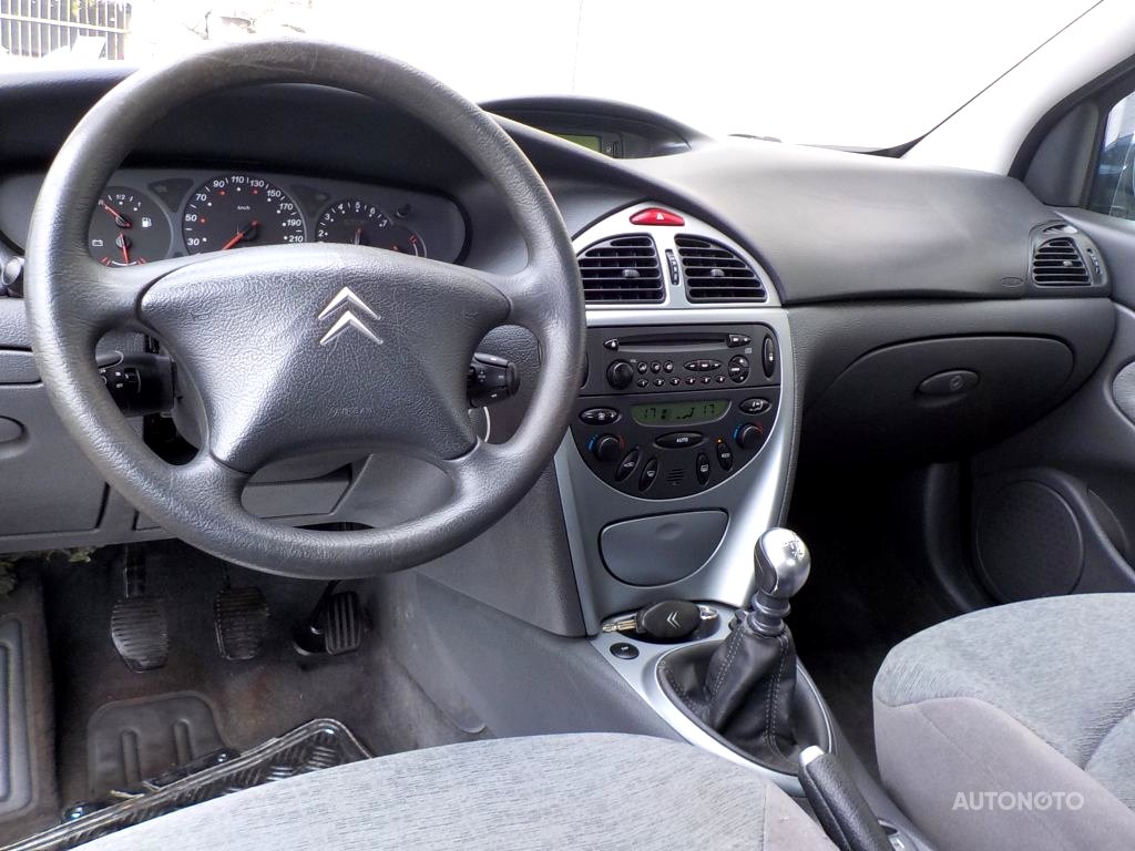 Citroën C5, 2003 - pohled č. 8