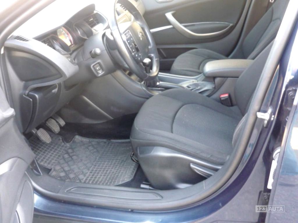 Citroën C5, 2010 - pohled č. 9