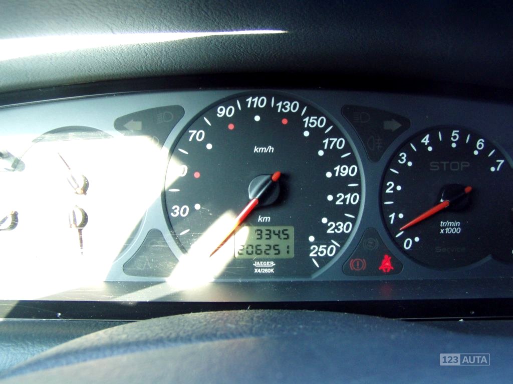 Citroën C5, 2002 - pohled č. 9