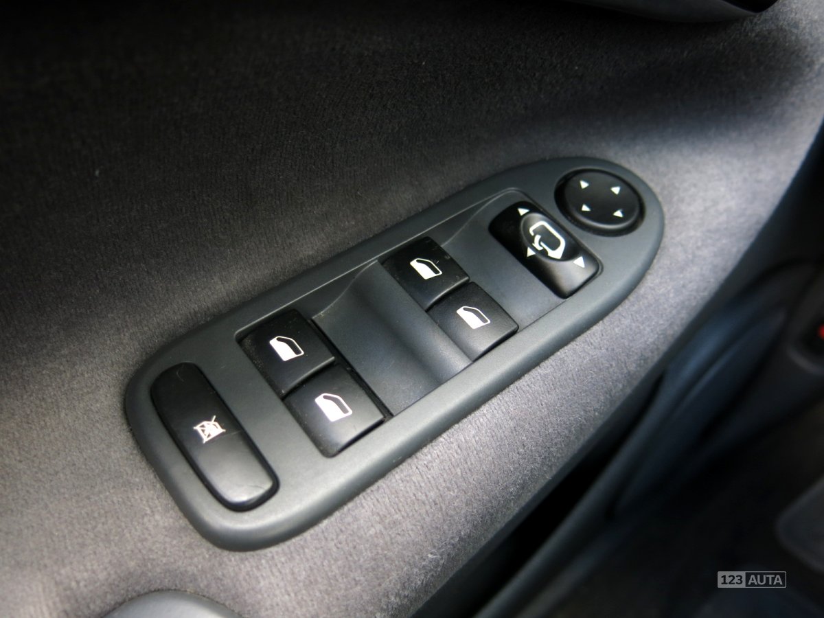 Citroën C5, 2005 - pohled č. 17