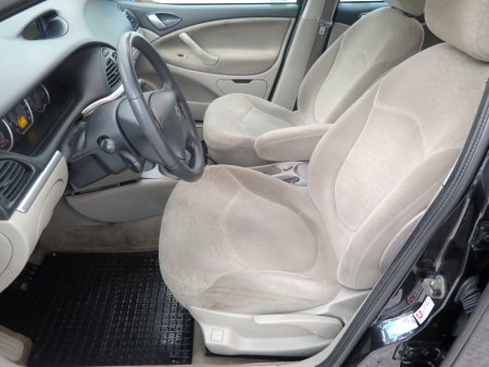 Citroën C5, 2005 - pohled č. 11