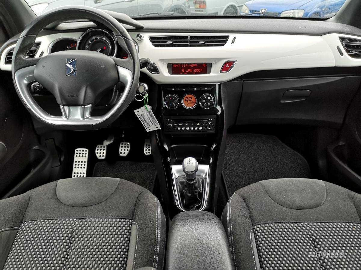 Citroën DS3, 2012 - pohled č. 3