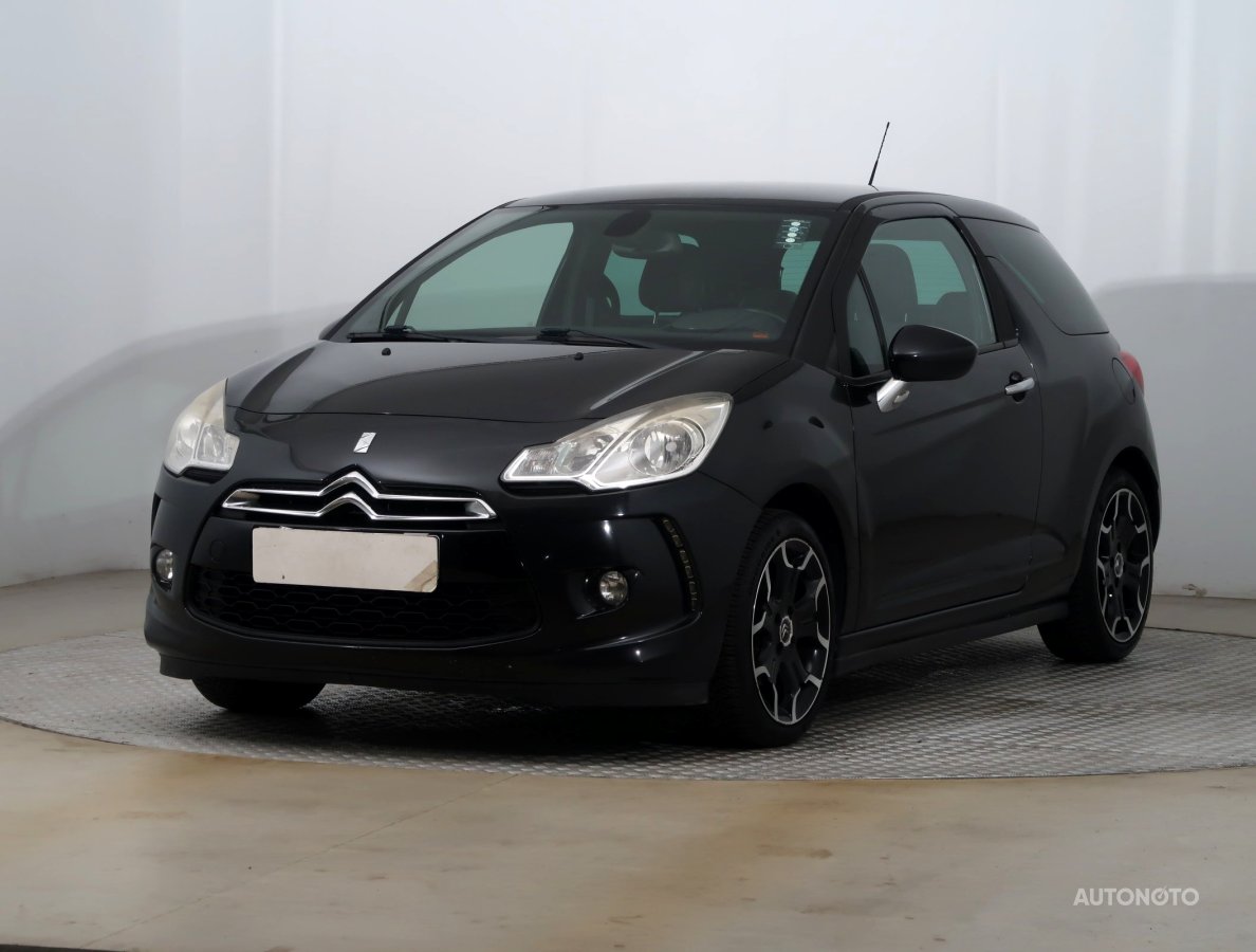 Citroën DS3, 2011 - pohled č. 3