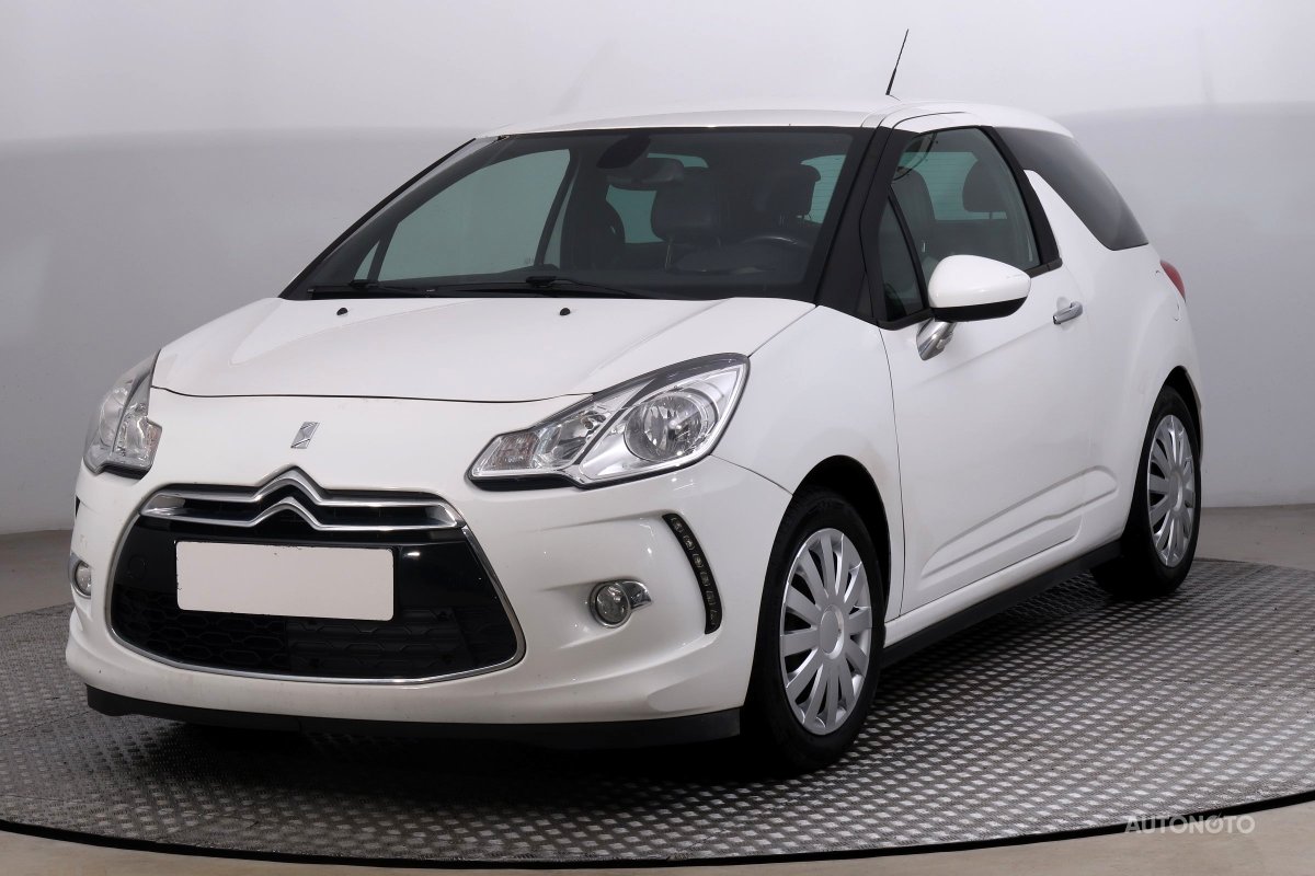 Citroën DS3, 2010 - pohled č. 3