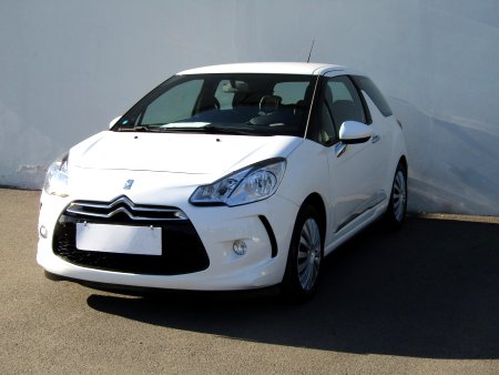 Citroën DS3, 2013 - pohled č. 3