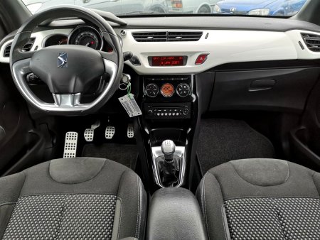 Citroën DS3, 2012 - pohled č. 3