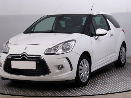 Citroën DS3, 2010 - pohled č. 3