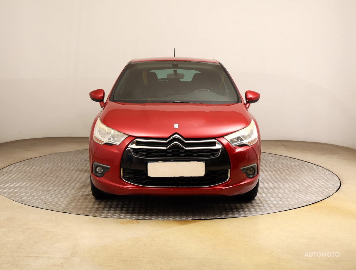 Citroën DS4, 2012 - pohled č. 2