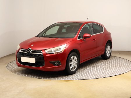 Citroën DS4, 2012 - pohled č. 3