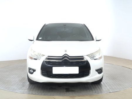 Citroën DS4, 2012 - pohled č. 2