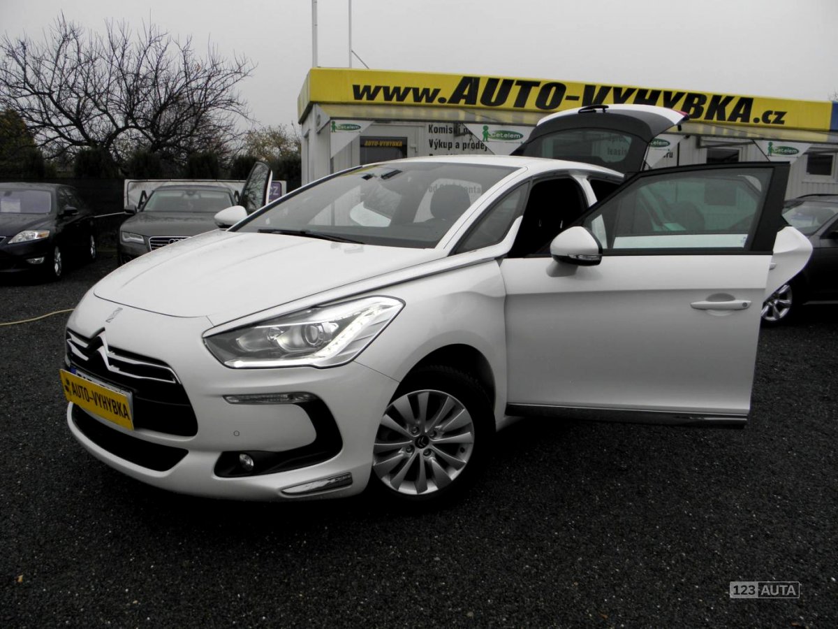 Citroën DS5, 2014 - celkový pohled