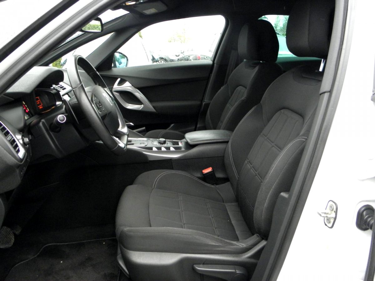 Citroën DS5, 2014 - pohled č. 7