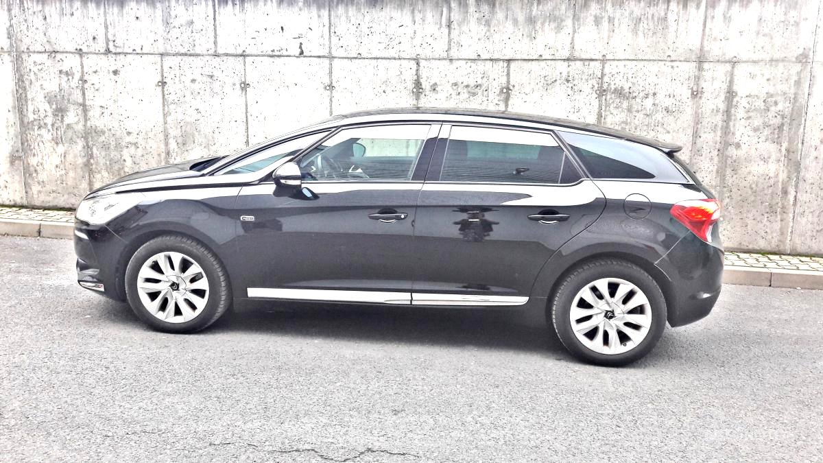 Citroën DS5, 2013 - pohled č. 3