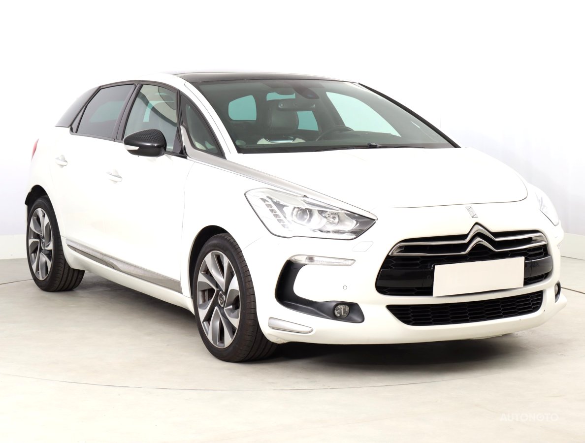 Citroën DS5, 2015 - celkový pohled