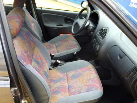 Citroën Saxo, 1997 - pohled č. 8