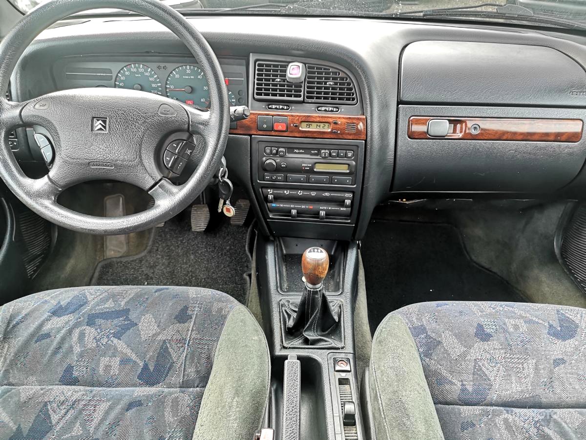 Citroën Xantia, 2000 - pohled č. 3