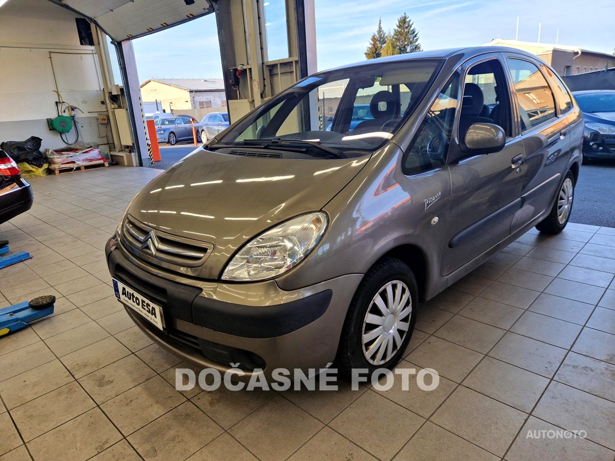 Citroën Xsara Picasso, 2010 - celkový pohled