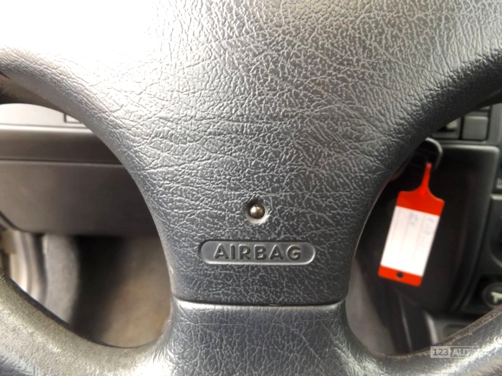 Citroën ZX, 1997 - pohled č. 16