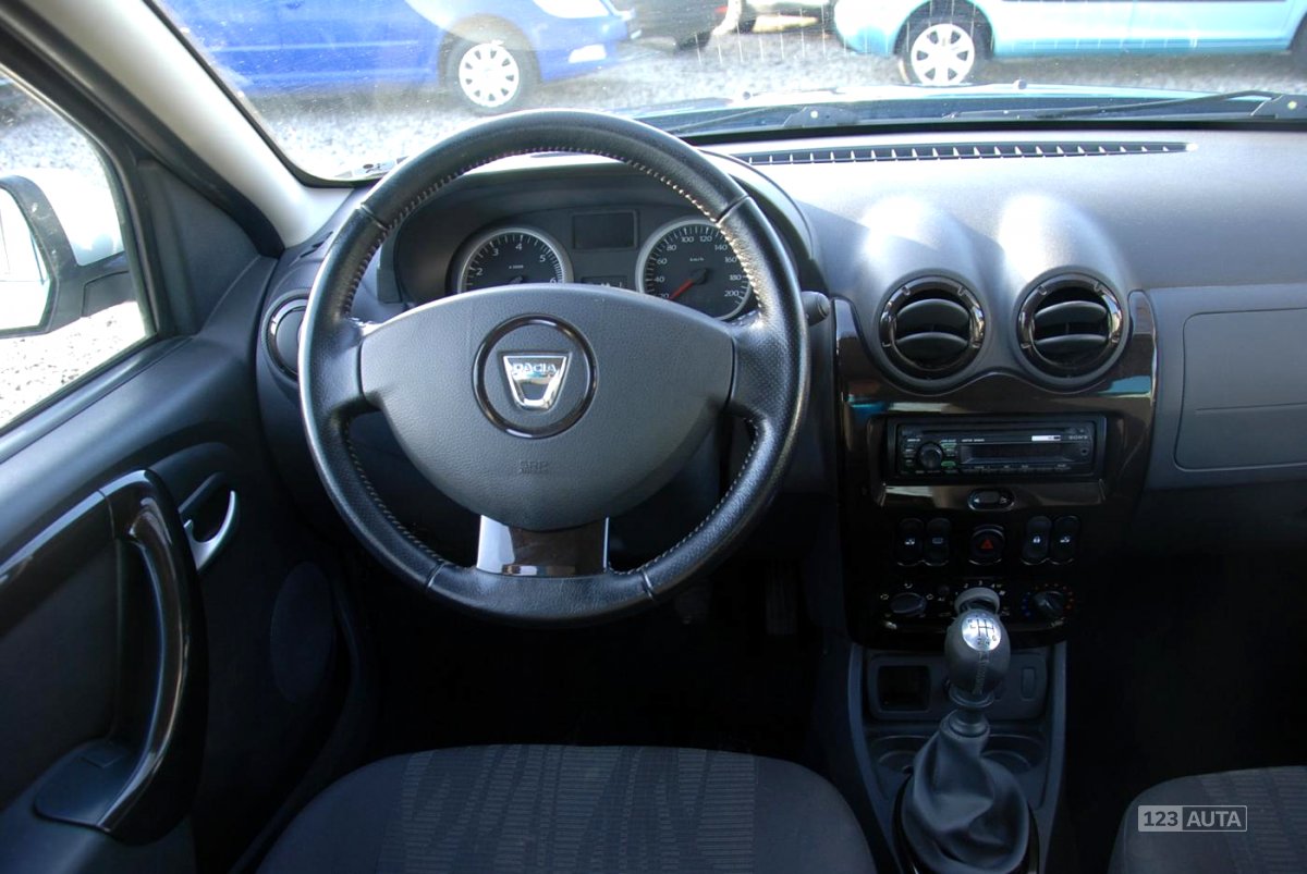 Dacia Duster, 2011 - pohled č. 5