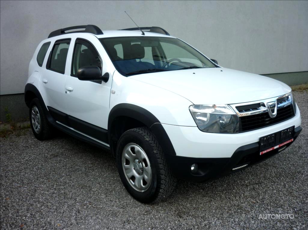 Dacia Duster, 2011 - pohled č. 2
