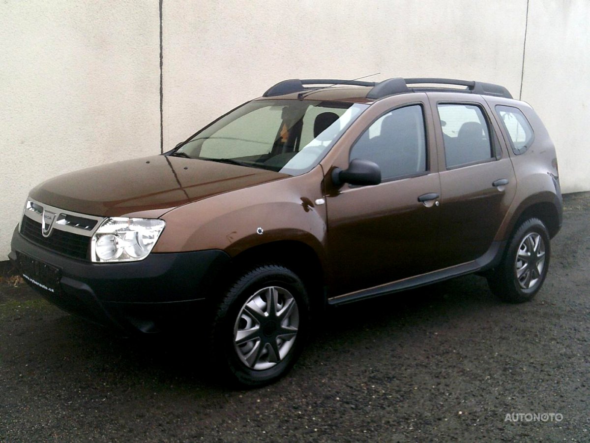 Dacia Duster, 2012 - celkový pohled