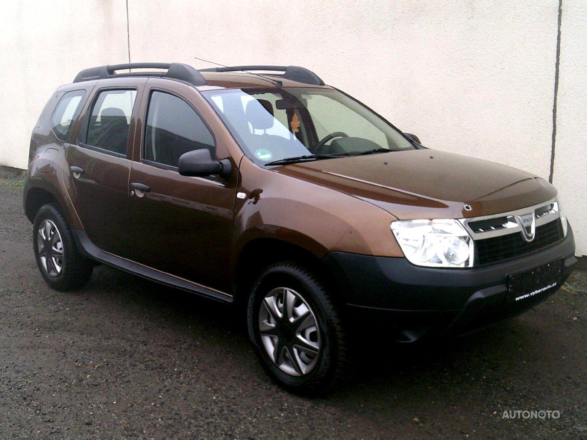 Dacia Duster, 2012 - pohled č. 2
