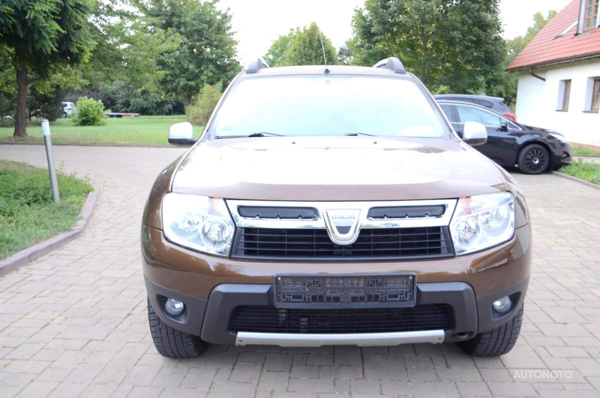 Dacia Duster, 2011 - pohled č. 2