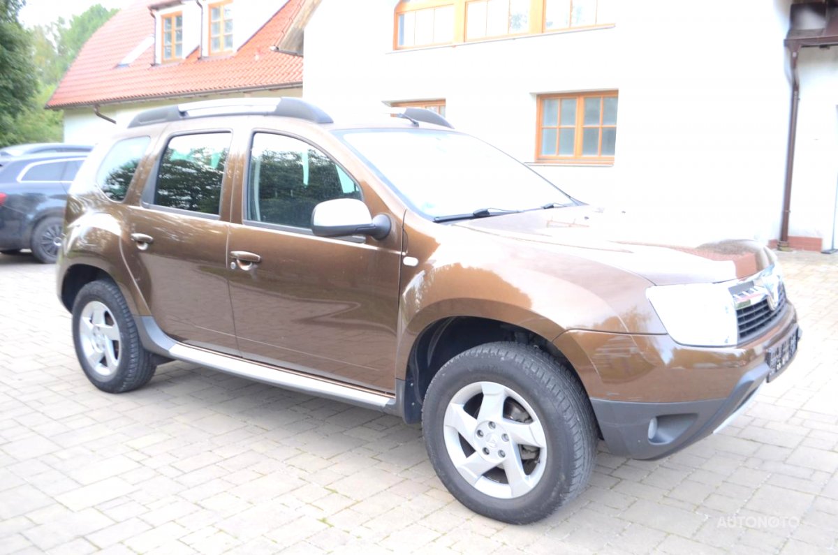 Dacia Duster, 2011 - pohled č. 3
