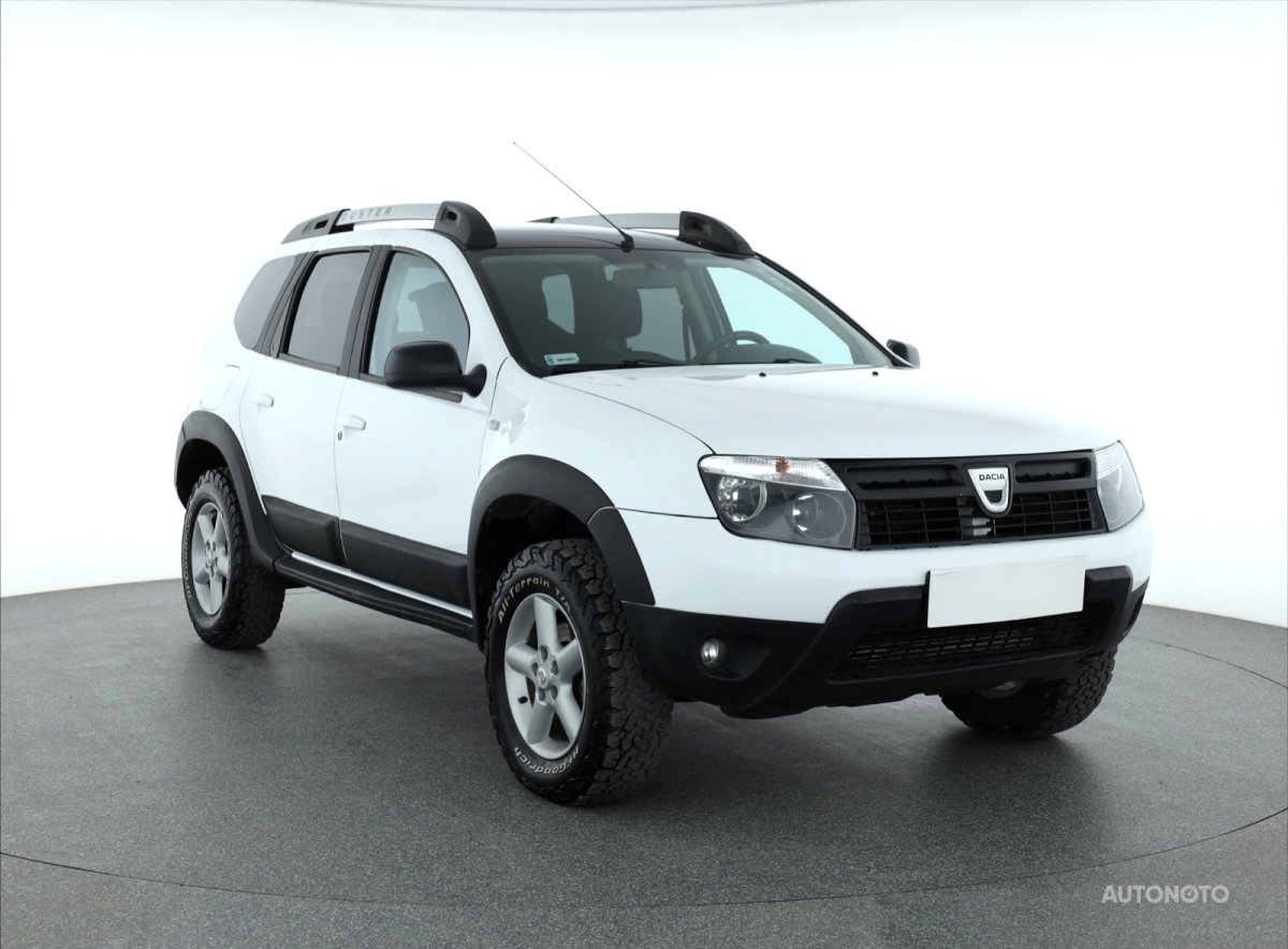 Dacia Duster, 2012 - celkový pohled