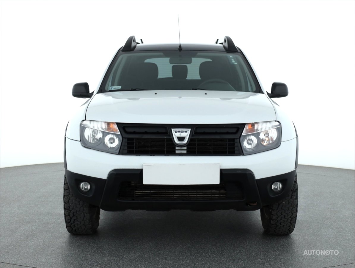 Dacia Duster, 2012 - pohled č. 2
