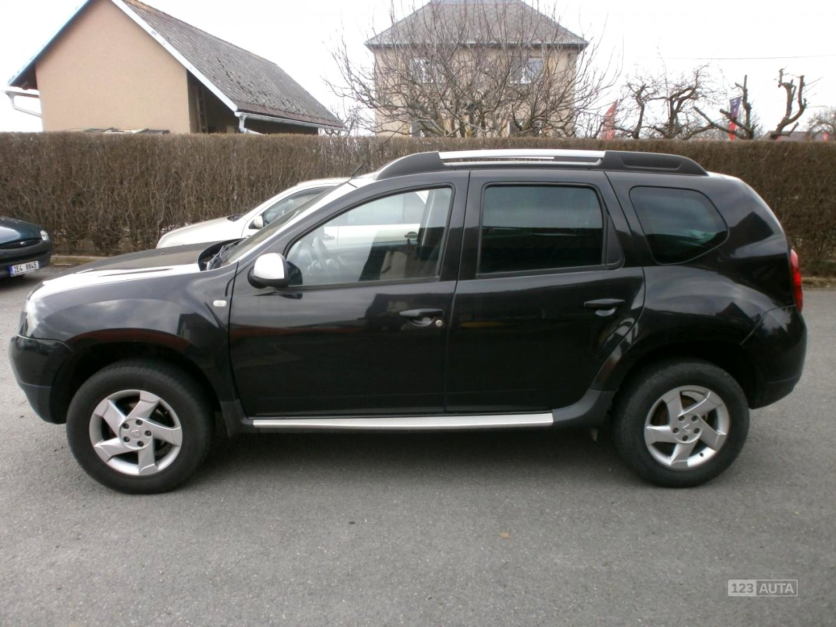 Dacia Duster, 2011 - pohled č. 2