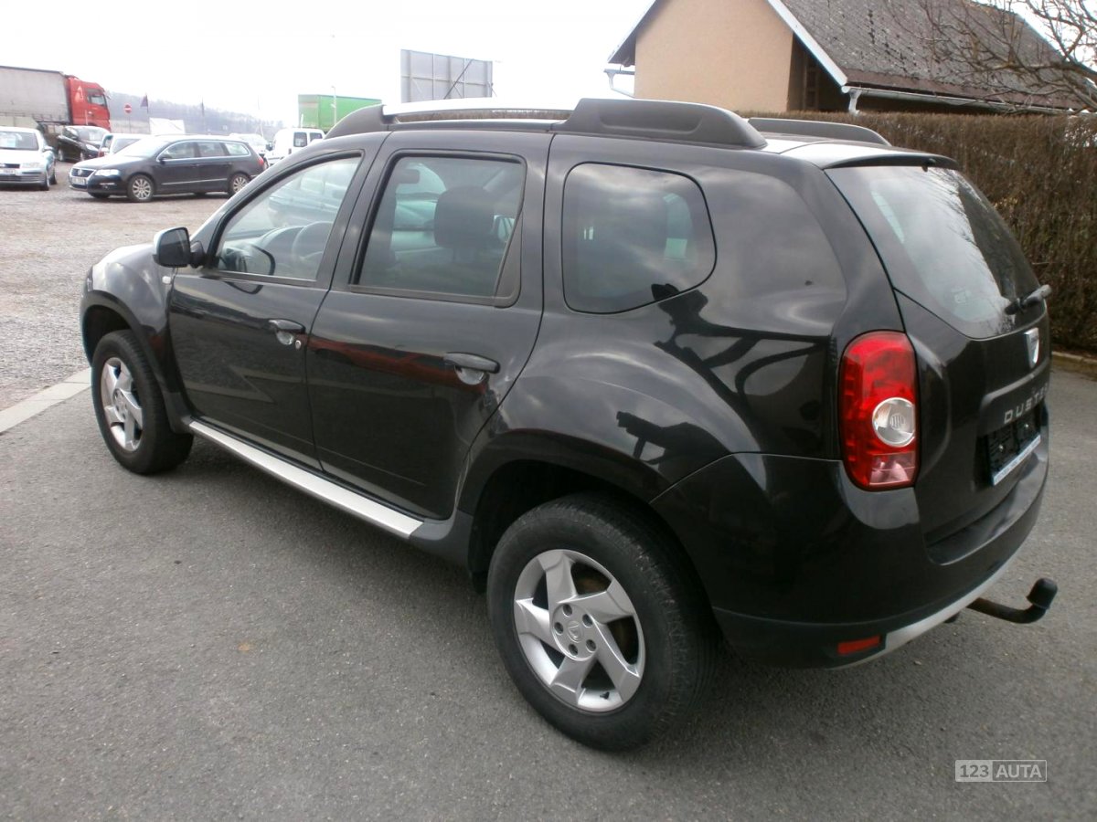 Dacia Duster, 2011 - pohled č. 3