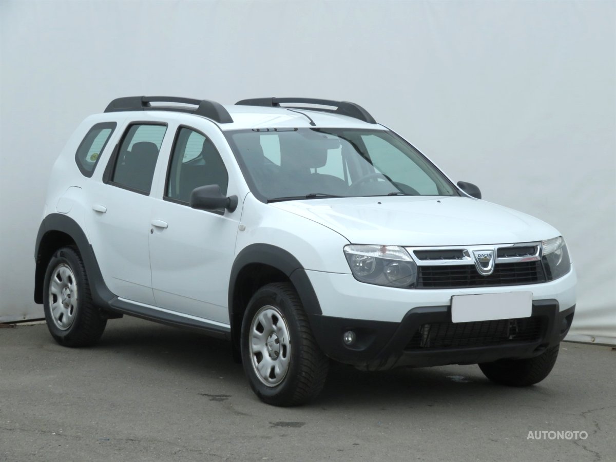 Dacia Duster, 2012 - celkový pohled
