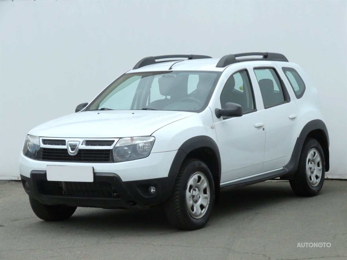 Dacia Duster, 2012 - pohled č. 3
