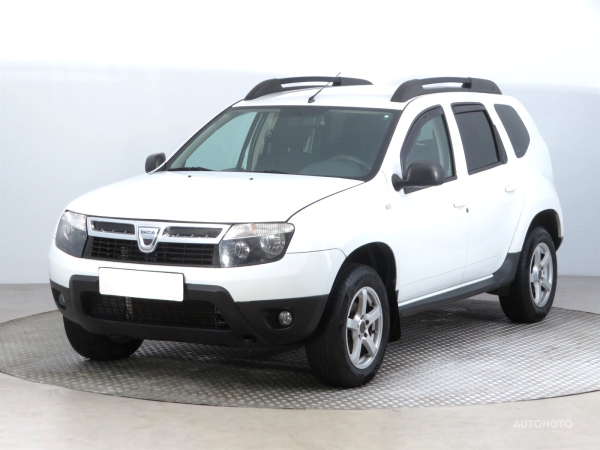 Dacia Duster, 2012 - pohled č. 3