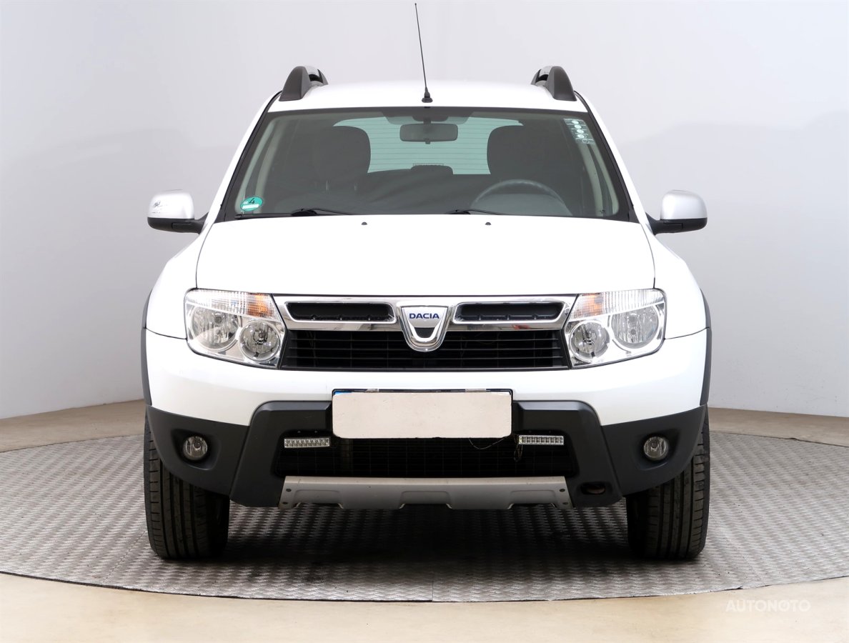 Dacia Duster, 2012 - pohled č. 2