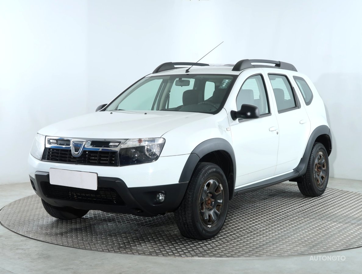 Dacia Duster, 2013 - pohled č. 3