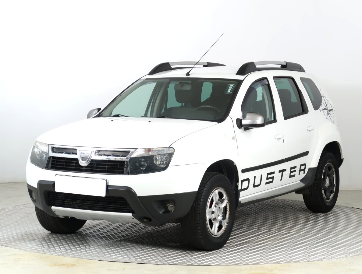 Dacia Duster, 2012 - pohled č. 3