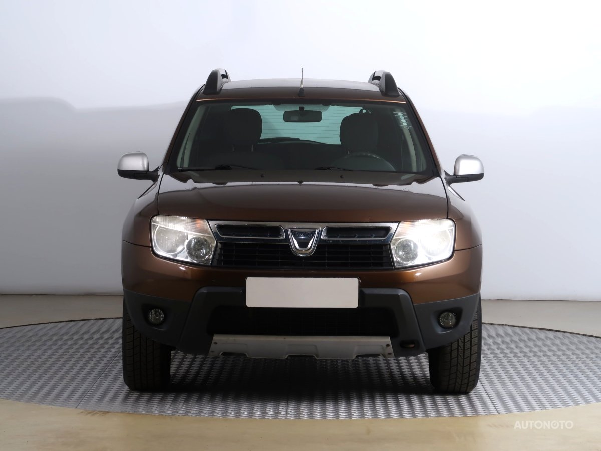 Dacia Duster, 2011 - pohled č. 2