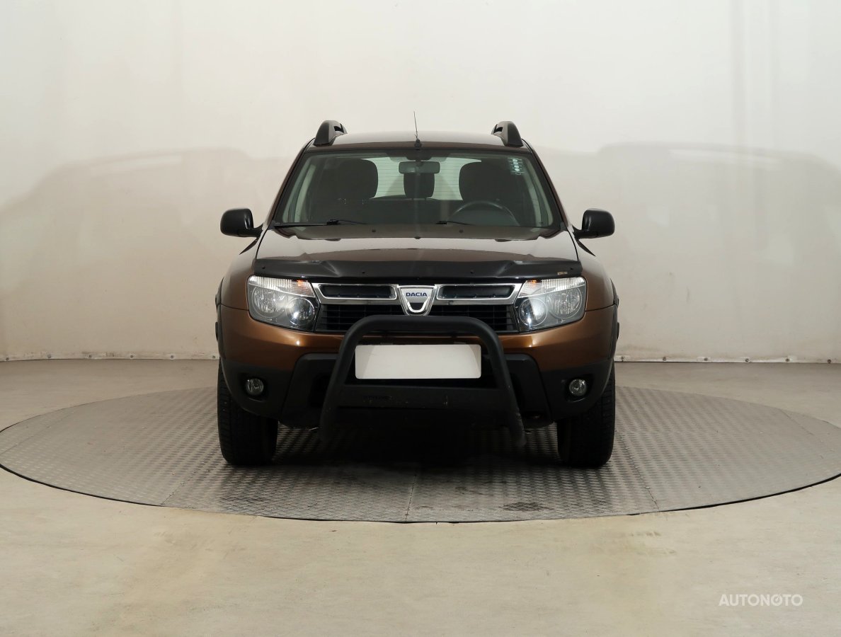Dacia Duster, 2011 - pohled č. 2