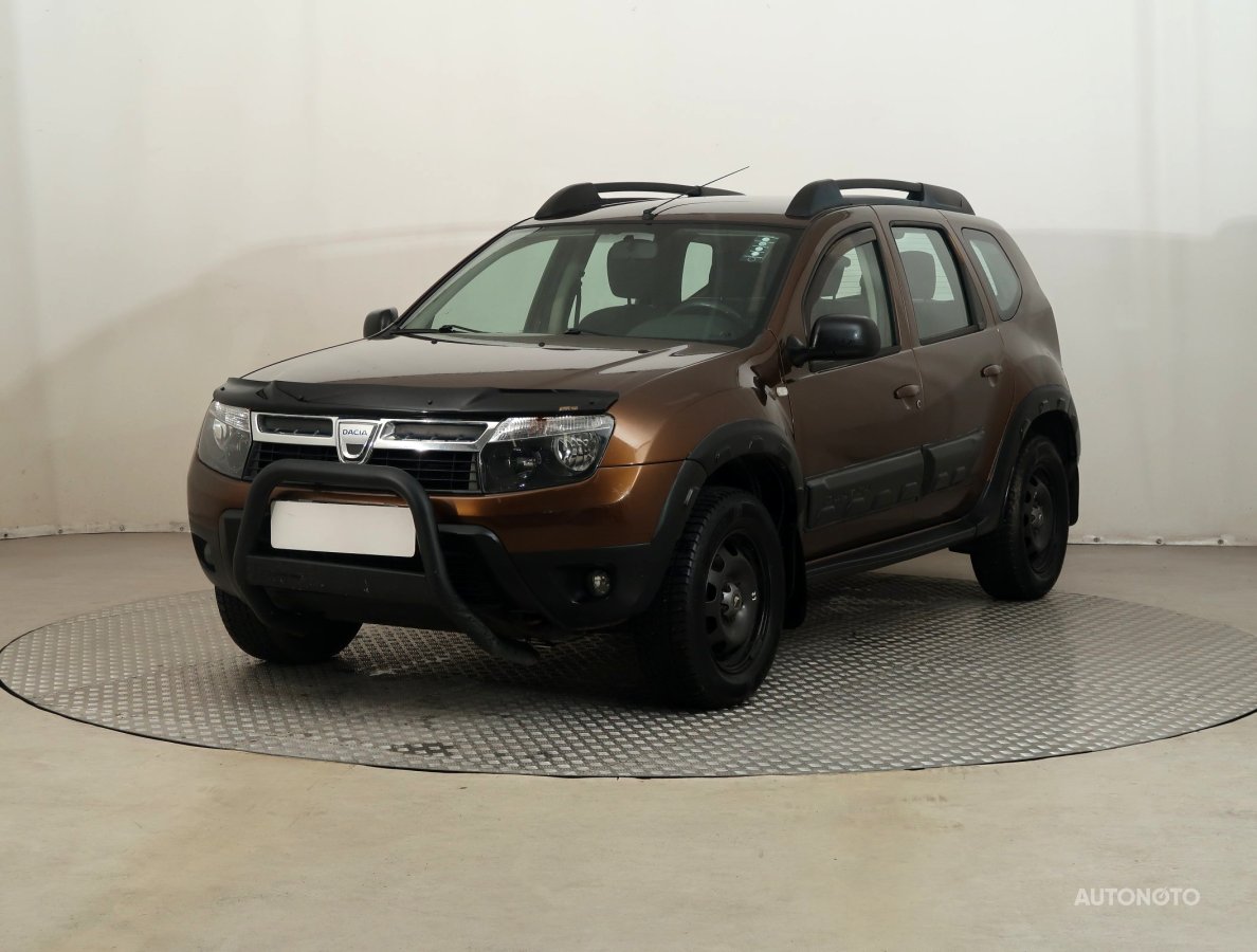 Dacia Duster, 2011 - pohled č. 3