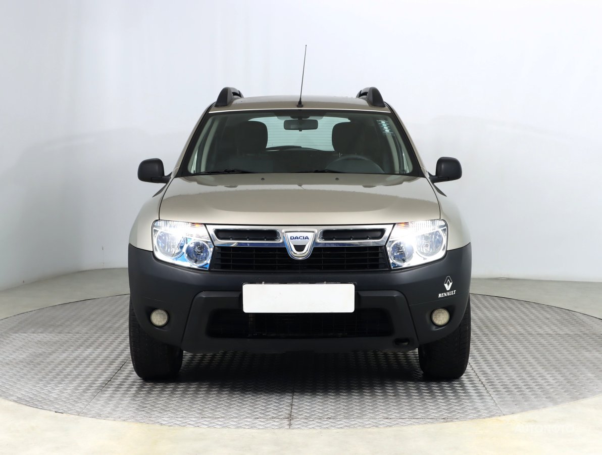 Dacia Duster, 2011 - pohled č. 2