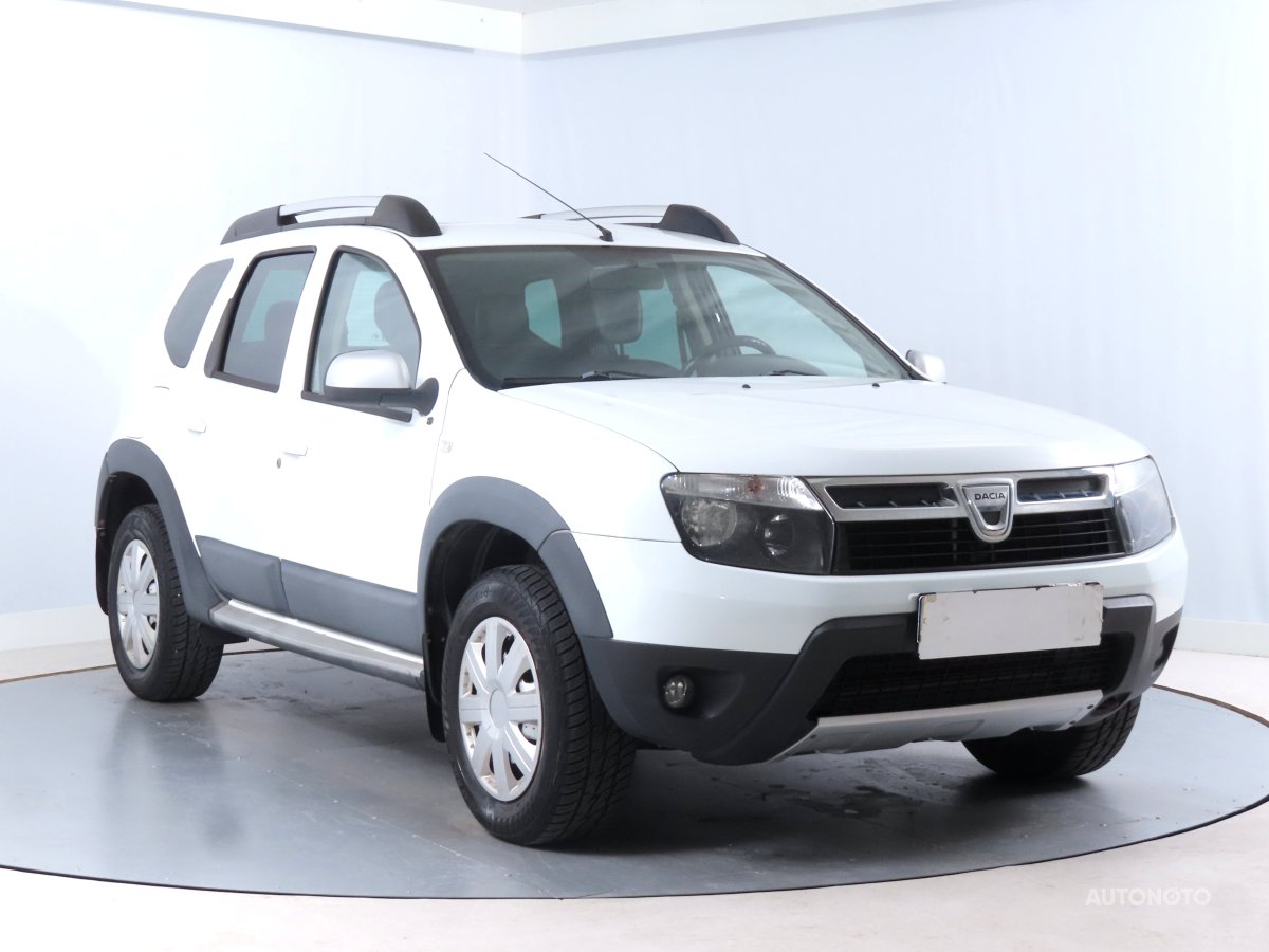 Dacia Duster, 2012 - celkový pohled