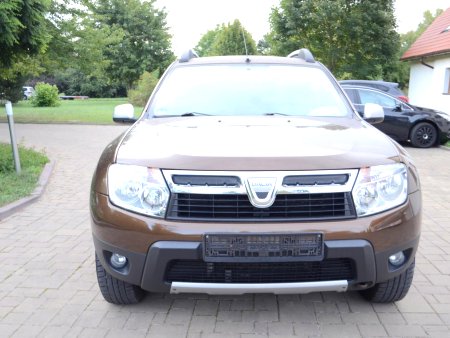 Dacia Duster, 2011 - pohled č. 2
