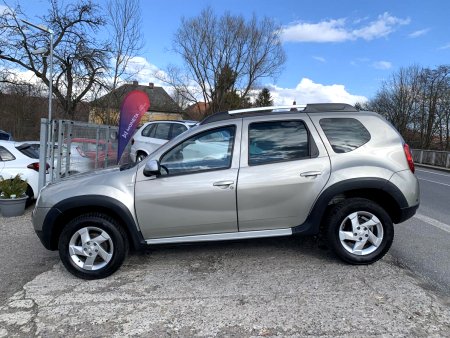 Dacia Duster, 2012 - pohled č. 3