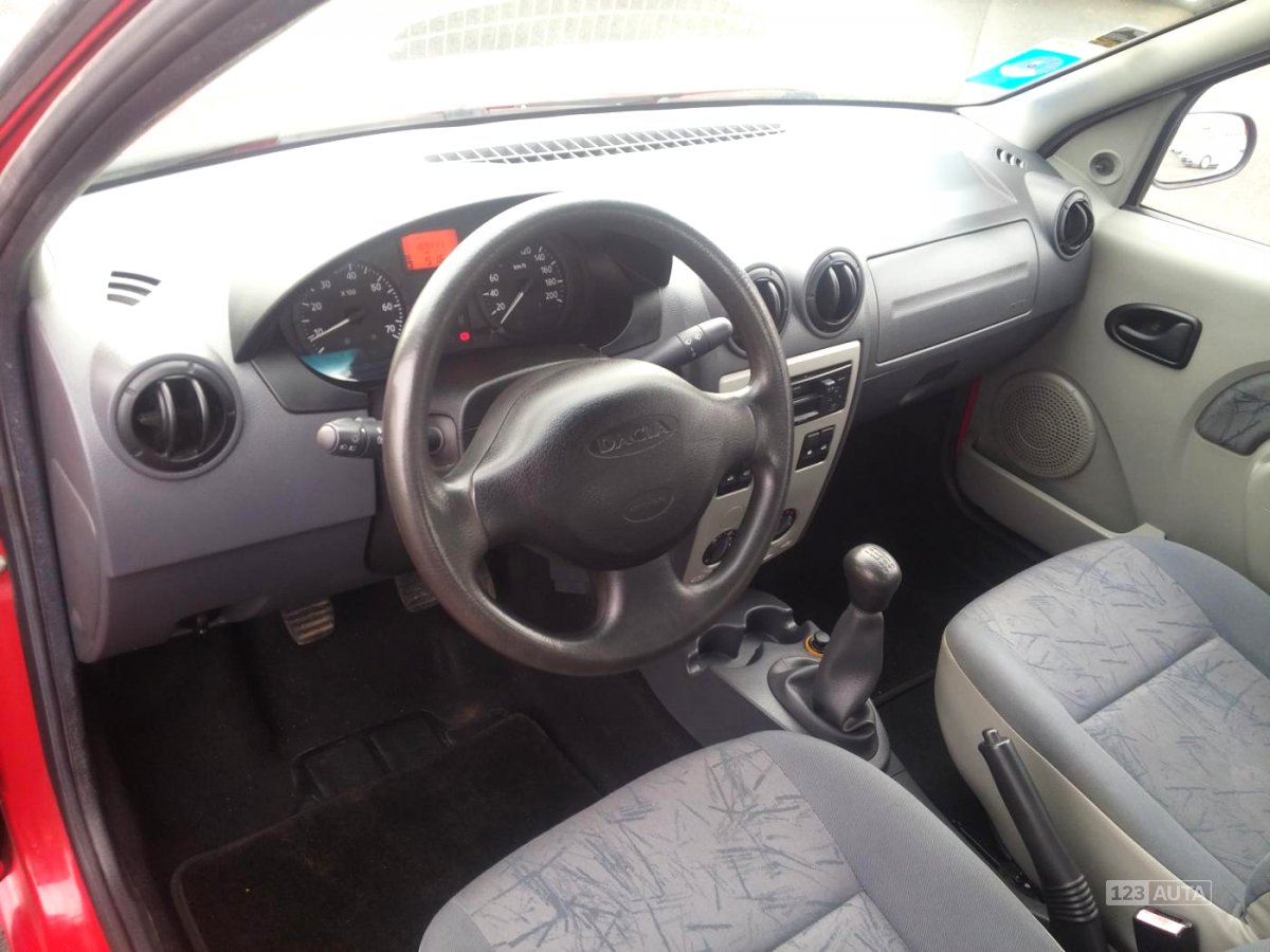 Dacia Logan, 2005 - pohled č. 7