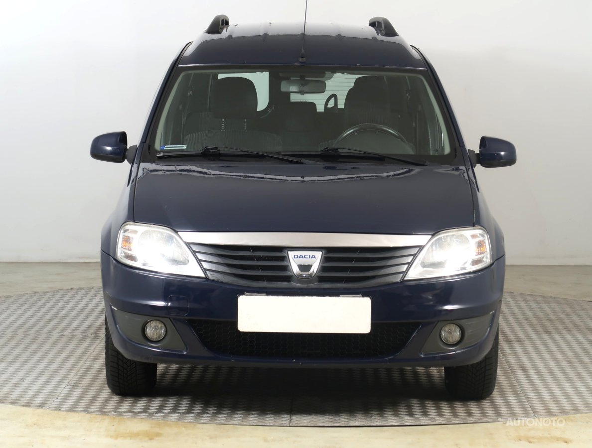 Dacia Logan, 2011 - pohled č. 2