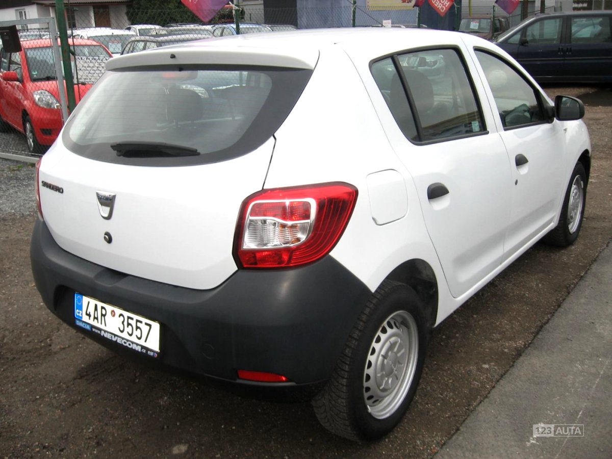 Dacia Sandero, 2015 - pohled č. 6